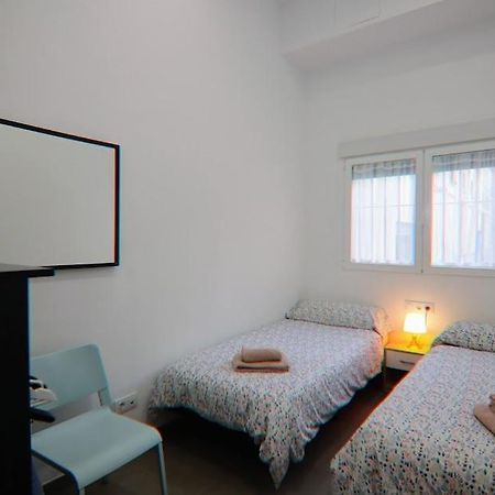 Ferienwohnung Luminoso Apartamento En El Corazon De Triana Sevilla Exterior foto
