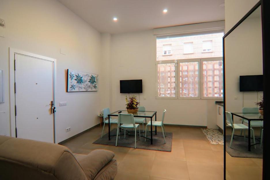 Ferienwohnung Luminoso Apartamento En El Corazon De Triana Sevilla Exterior foto