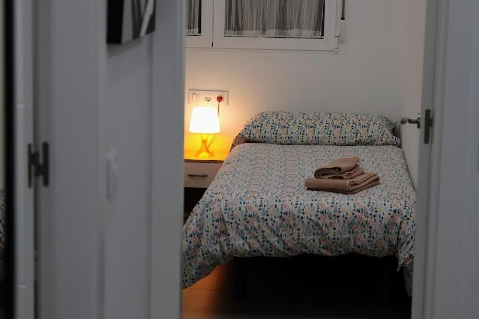 Ferienwohnung Luminoso Apartamento En El Corazon De Triana Sevilla Exterior foto